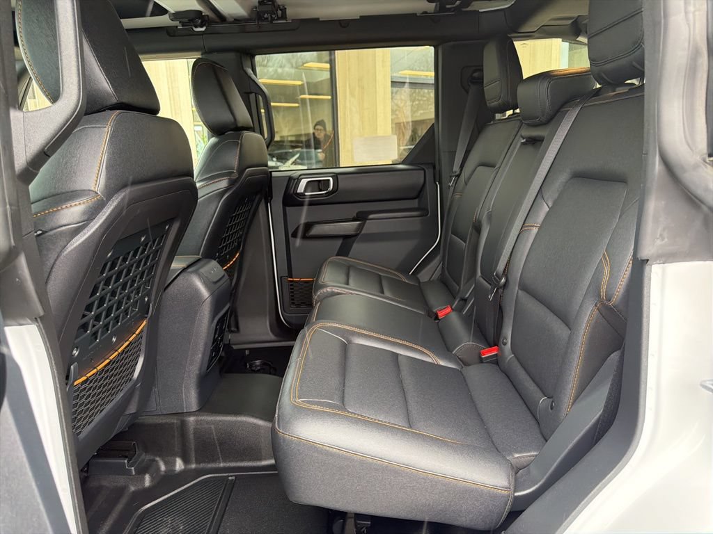 Used 2024 Ford Bronco Badlands AWD/4WD image 44