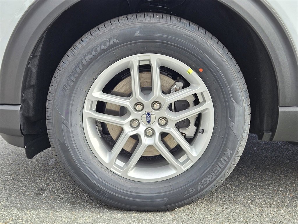 New 2026 Ford Explorer Active image 31