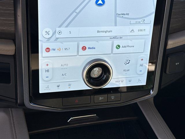 Used 2022 Ford Expedition Max Limited image 24