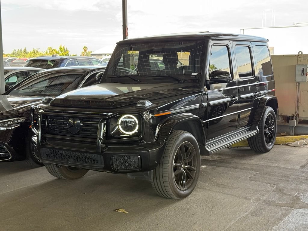 Used 2025 Mercedes-Benz G 550 image 1