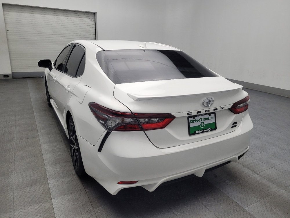 Used 2021 Toyota Camry SE w/ Cold Weather Package image 5