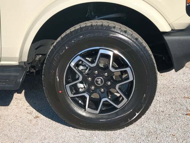 New 2025 Ford Bronco Outer Banks AWD/4WD image 12