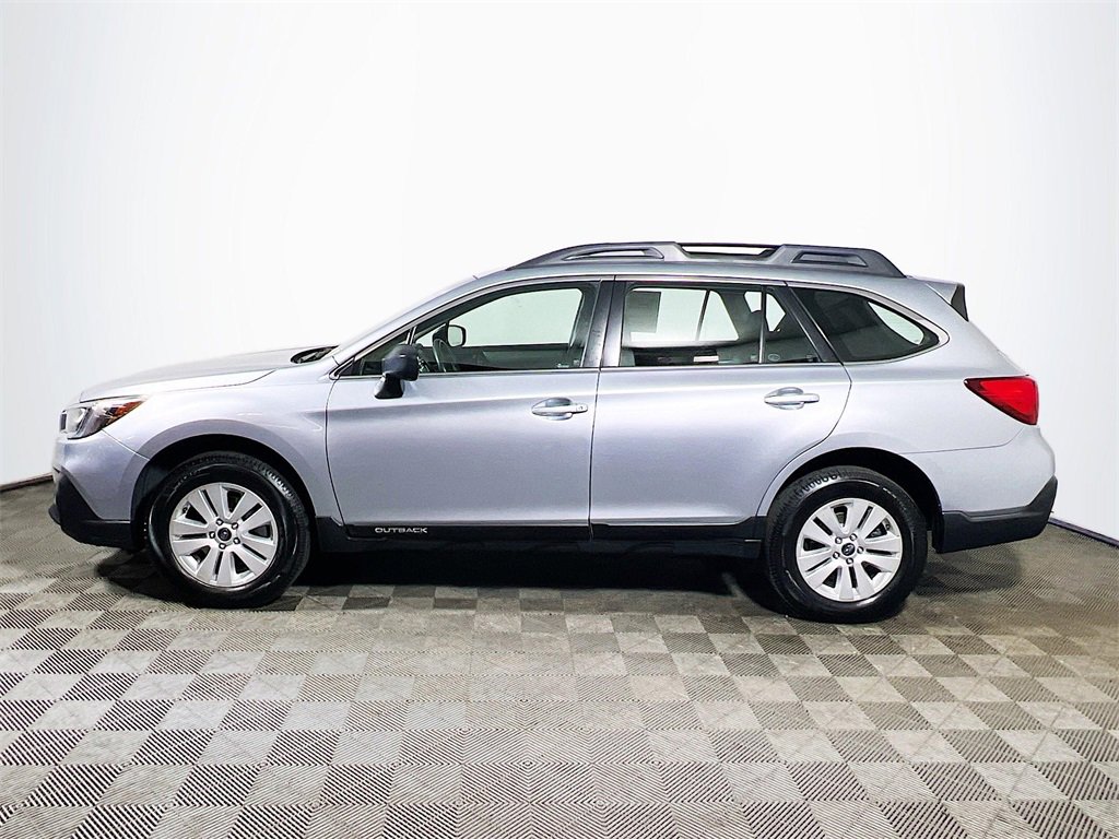 Used 2019 Subaru Outback 2.5i image 5
