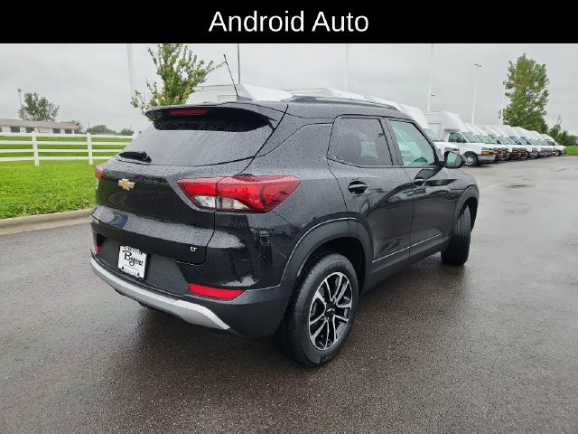 Used 2025 Chevrolet TrailBlazer LT AWD/4WD image 9