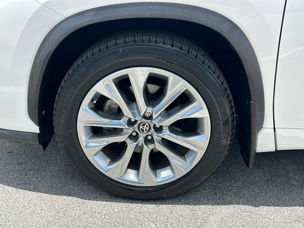 Used 2021 Toyota Highlander Limited AWD/4WD image 54