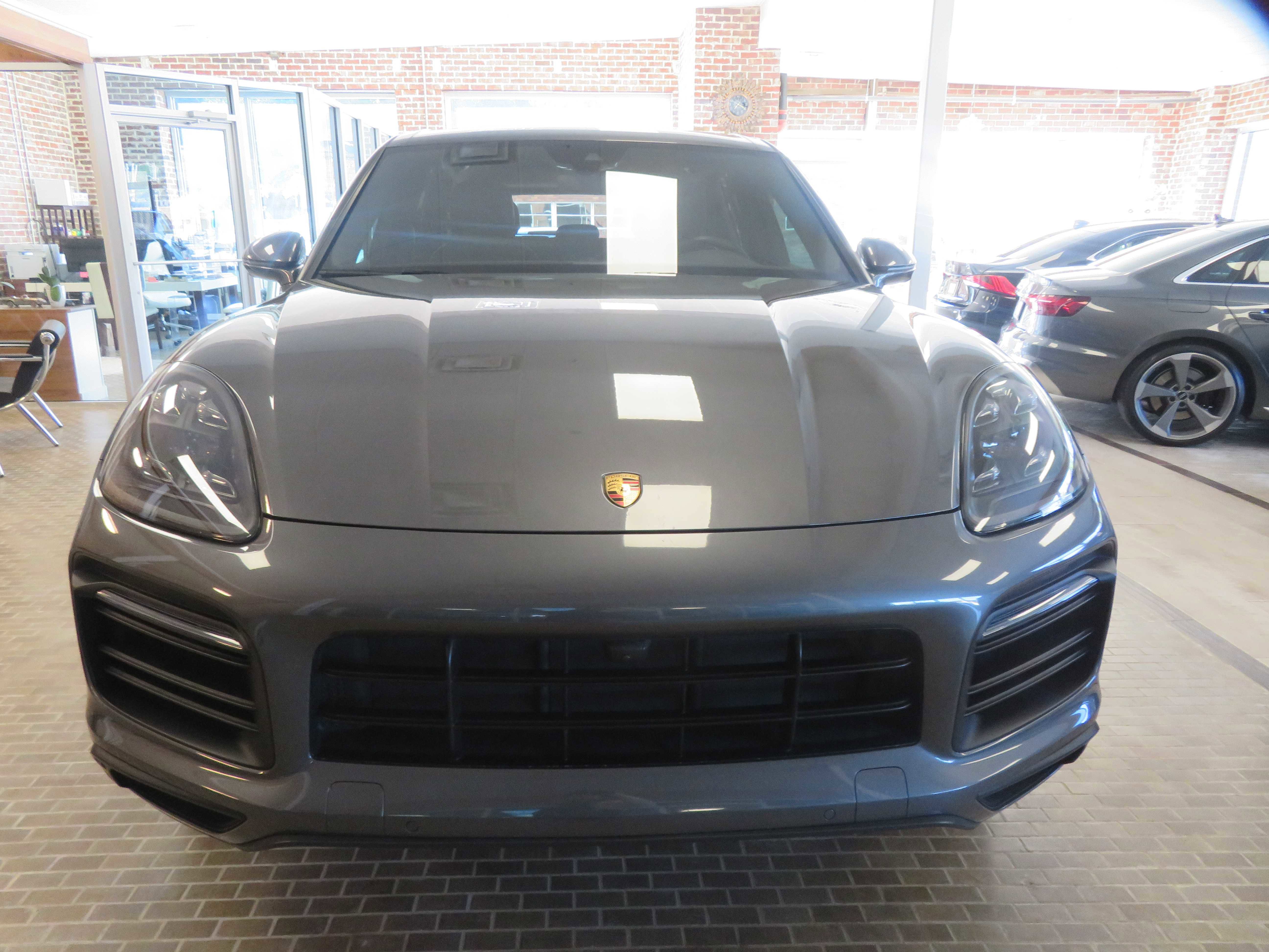 Used 2020 Porsche Cayenne S image 63
