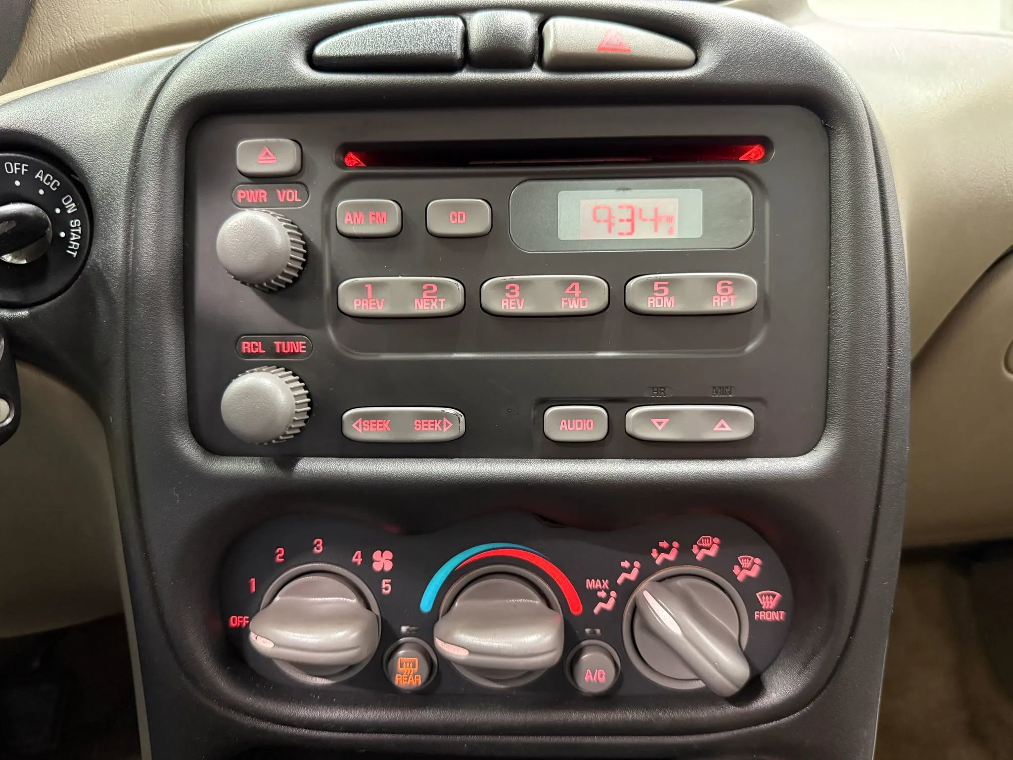 Used 2005 Pontiac Grand Am SE FWD image 21