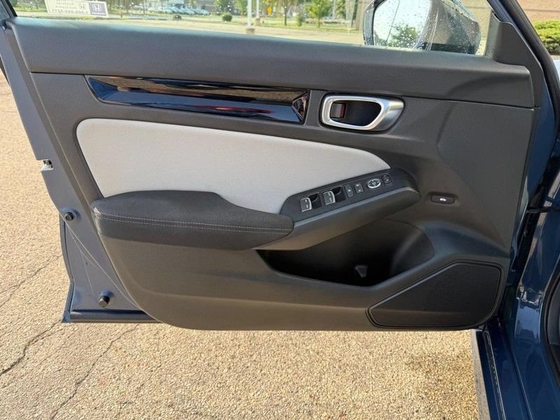 Used 2026 Honda Civic FWD Hybrid Sedan image 19