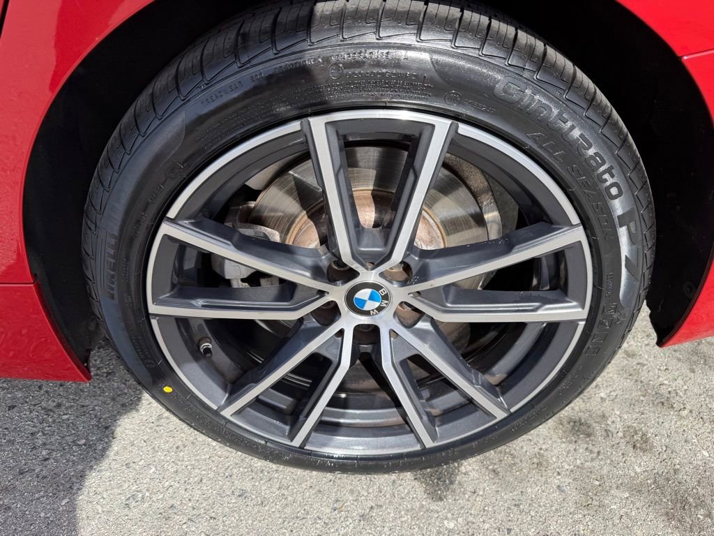 Used 2022 BMW 330i Sedan w/ Premium Package image 12
