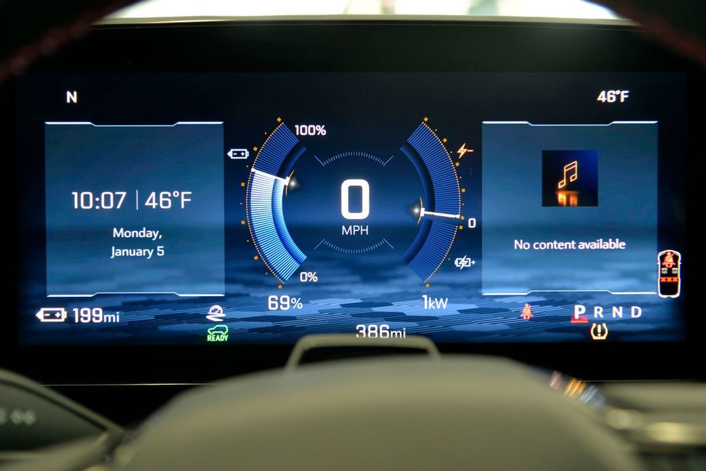 Certified 2024 Chevrolet Equinox EV RS image 21