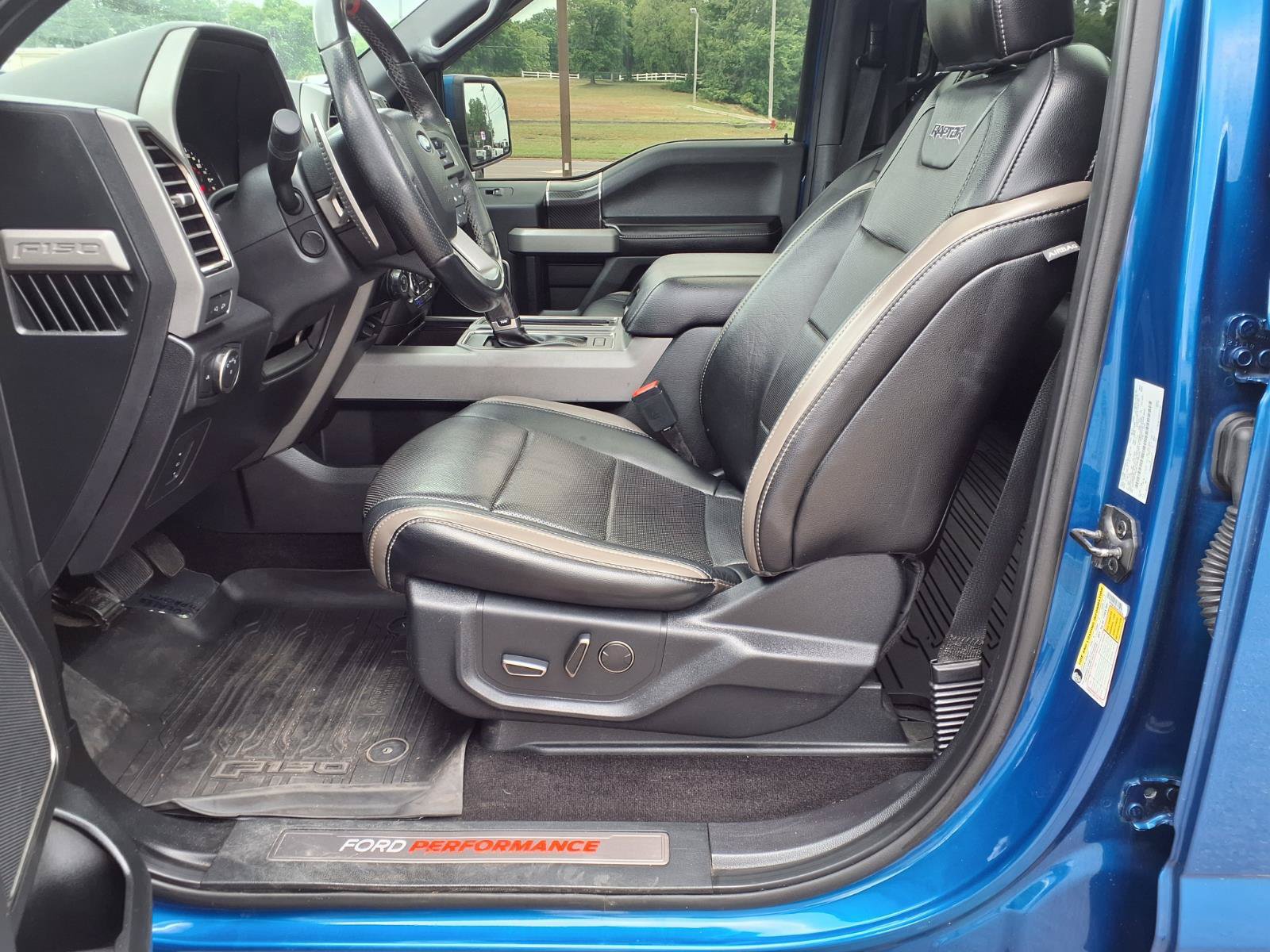 Used 2018 Ford F150 Raptor w/ Equipment Group 802A Luxury AWD/4WD image 18