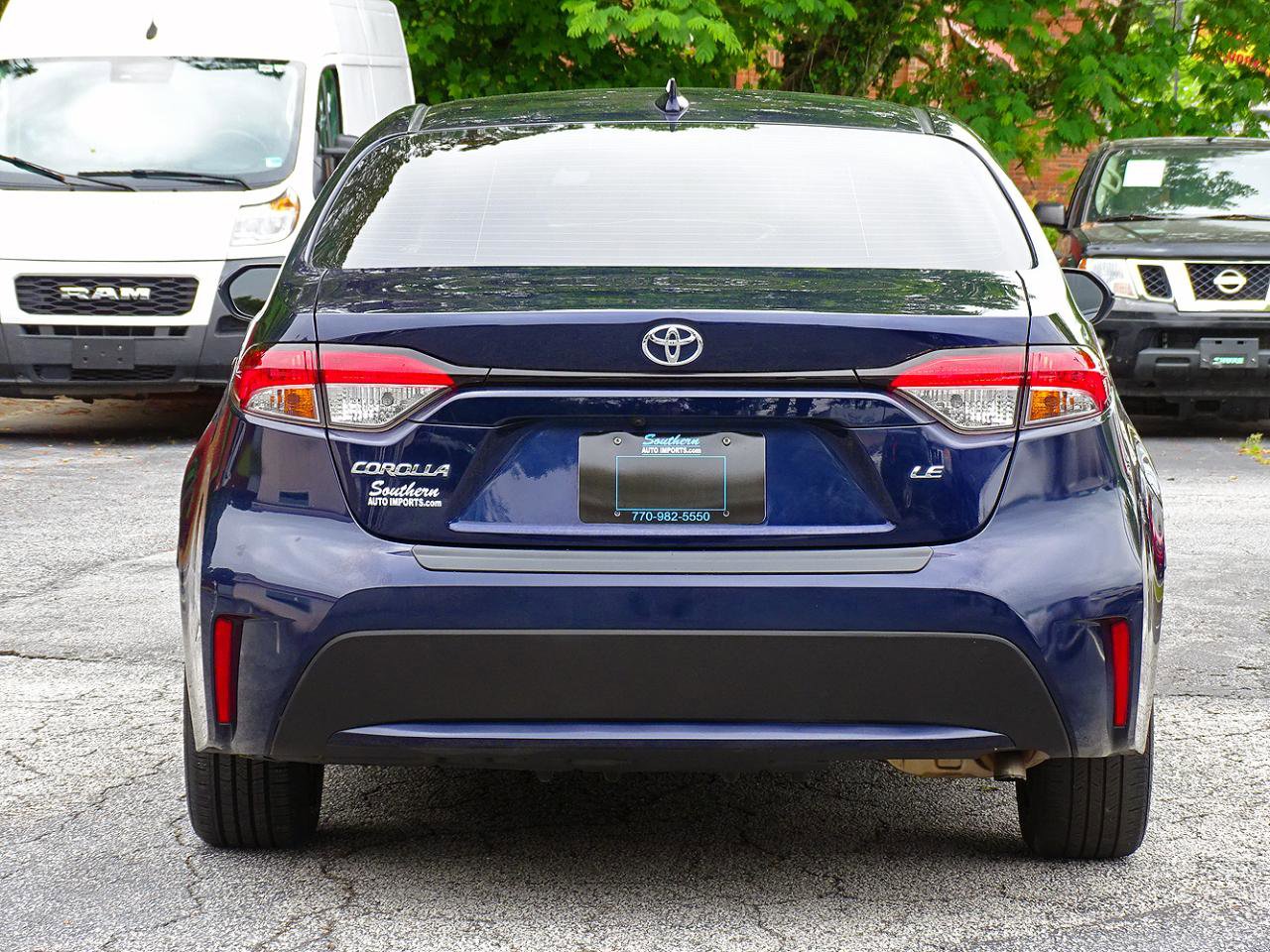 Used 2020 Toyota Corolla LE FWD image 12