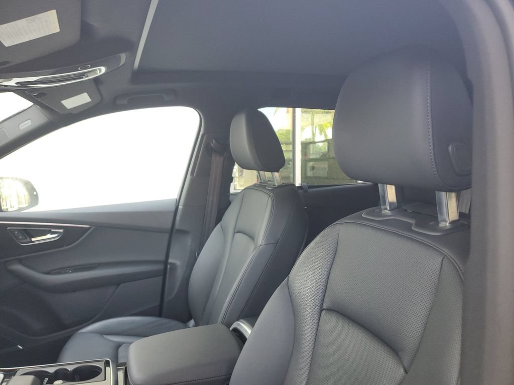 Used 2022 Audi Q7 2.0T Premium Plus AWD/4WD image 21