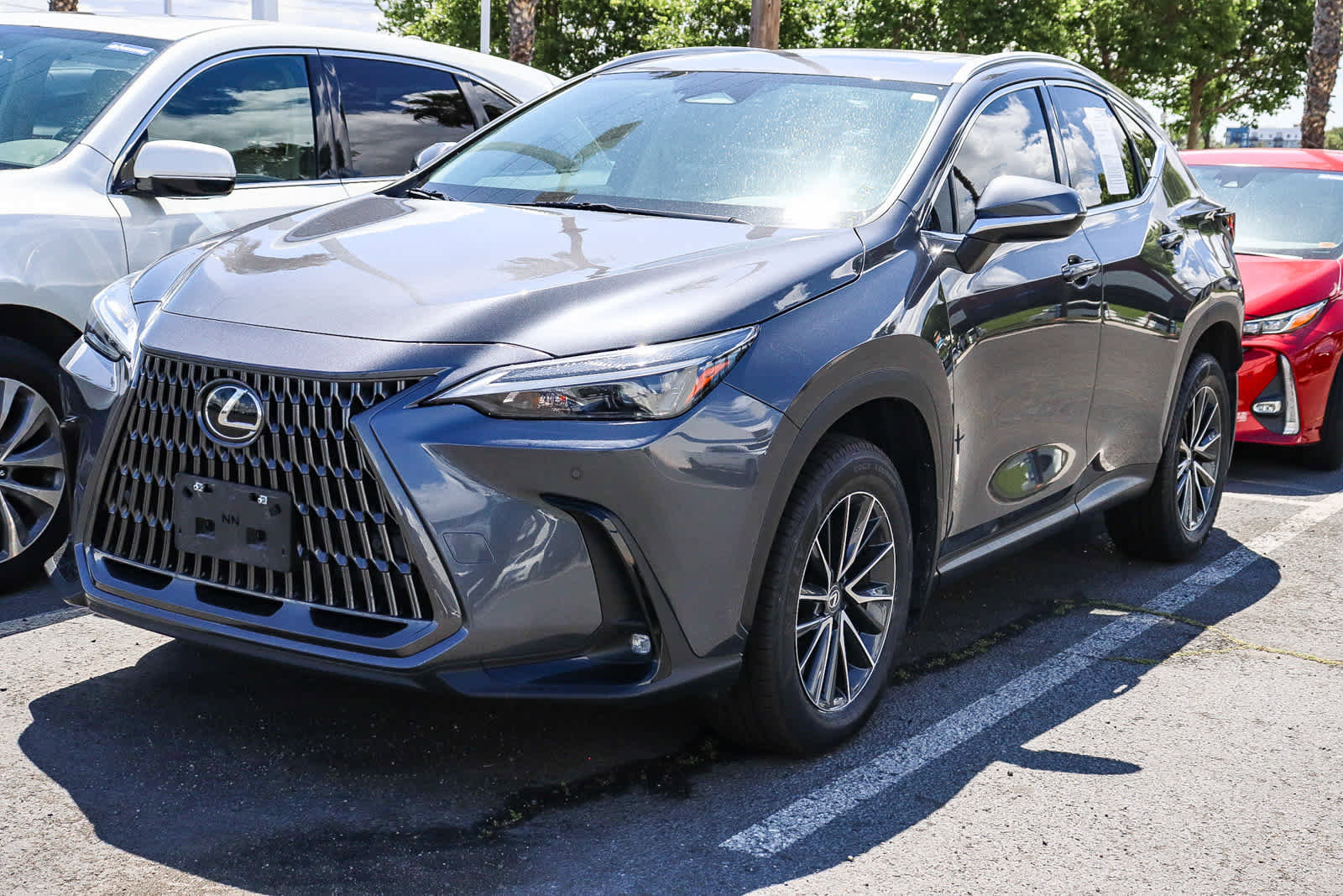 Used 2024 Lexus NX 250 FWD w/ Towing Package (2000 Lbs) image 8