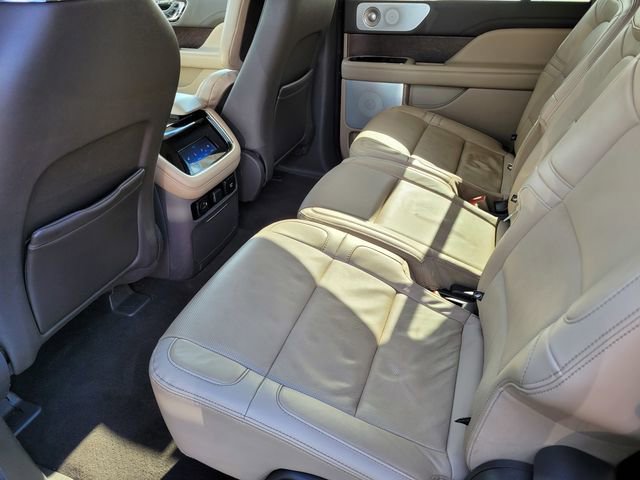 Used 2023 Lincoln Navigator L Reserve image 13