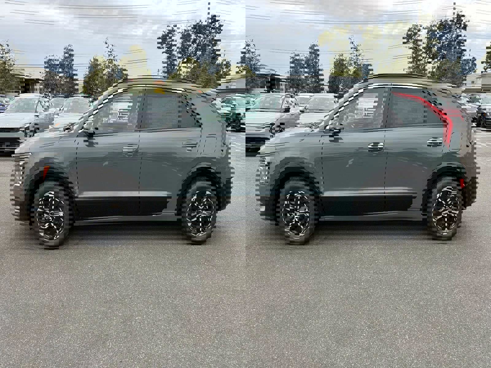 New 2025 Kia Niro SX image 8