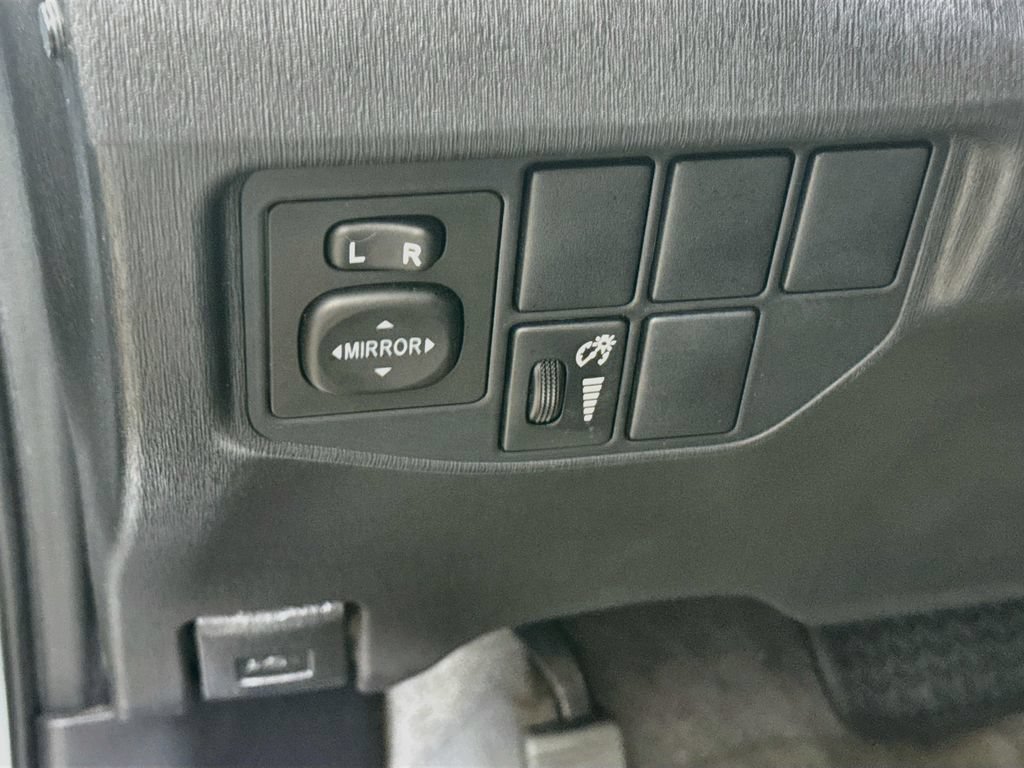 Used 2012 Toyota Prius Two FWD image 10