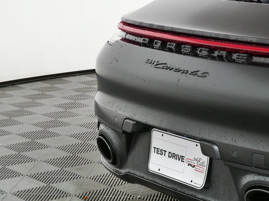 Certified 2020 Porsche 911 Carrera 4S AWD/4WD image 26