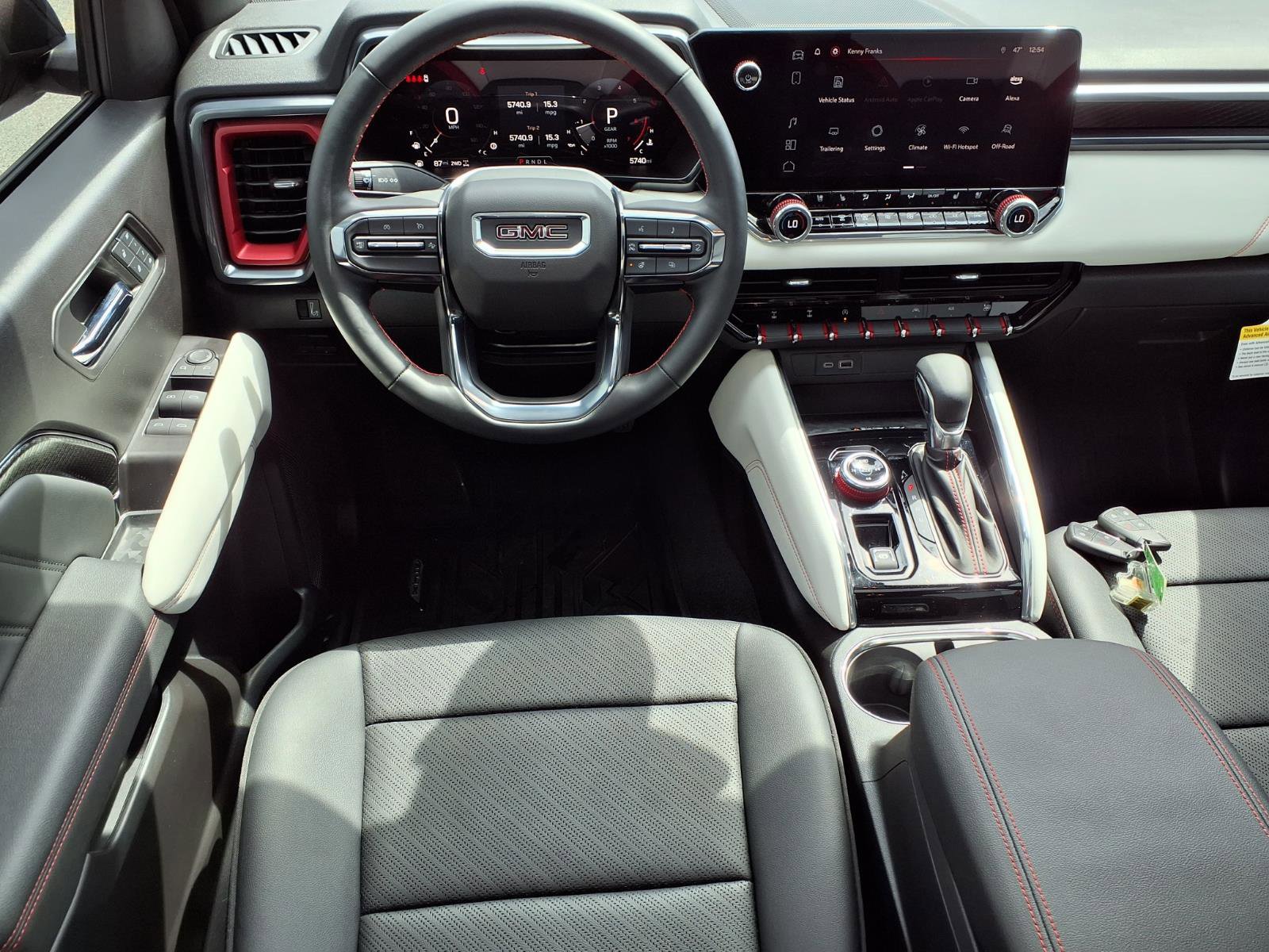 Used 2024 GMC Canyon AT4X image 5