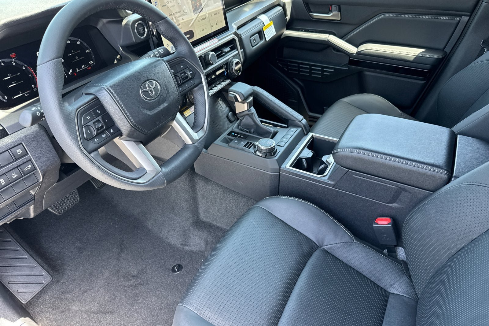 New 2026 Toyota 4Runner Limited AWD/4WD image 9