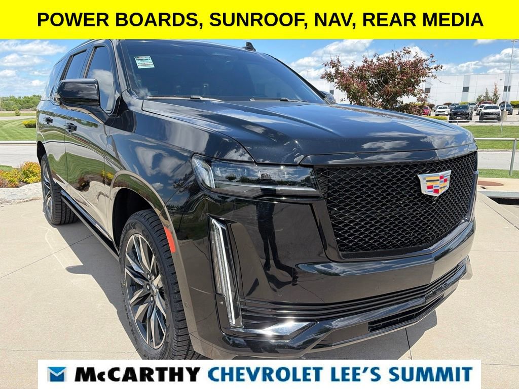 Used 2021 Cadillac Escalade Sport Platinum AWD/4WD image 2