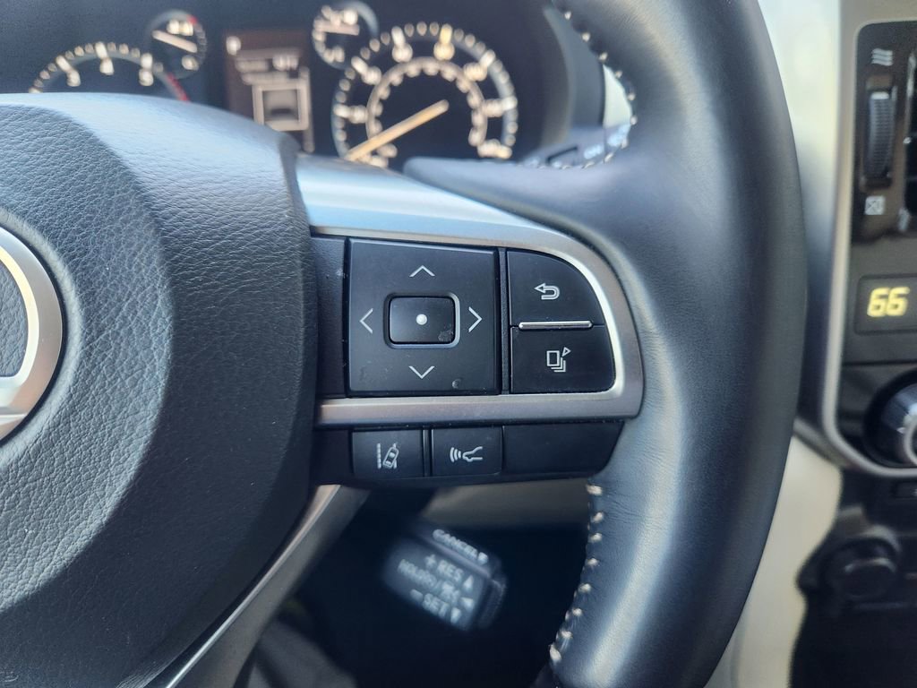 Used 2023 Lexus GX 460 Premium image 30