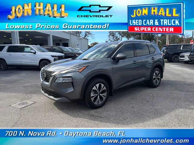 Used 2021 Nissan Rogue SV w/ Premium Package image 2