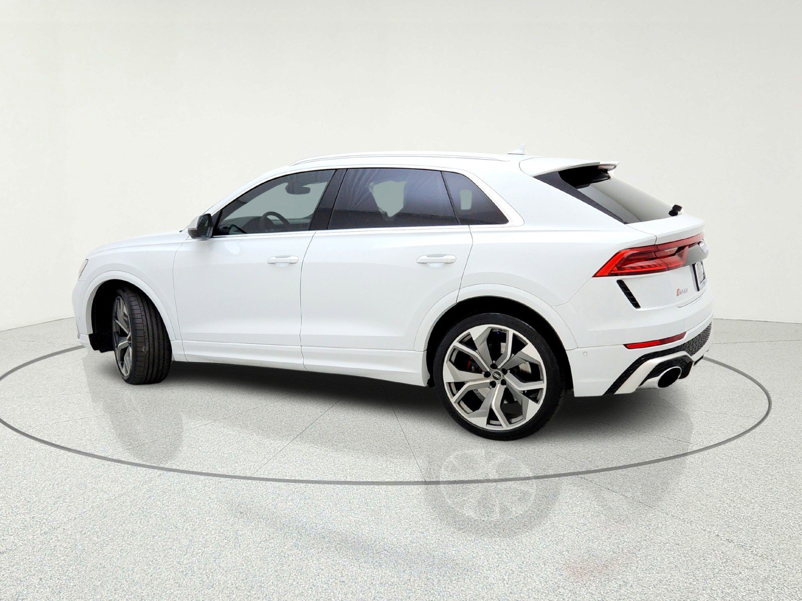 Used 2022 Audi RS Q8 w/ Luxury Package image 13