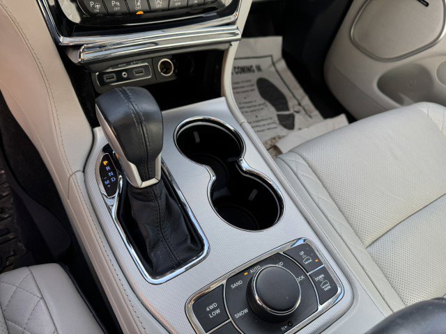 Used 2019 Jeep Grand Cherokee Summit image 15