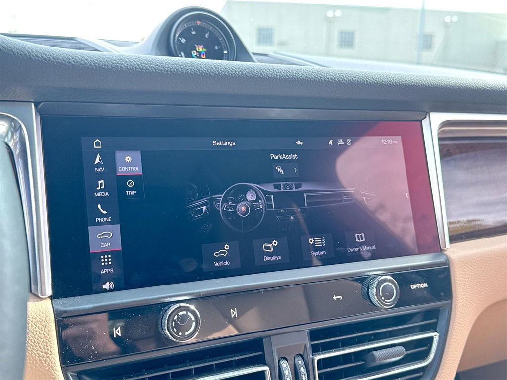 Used 2022 Porsche Macan Base image 20