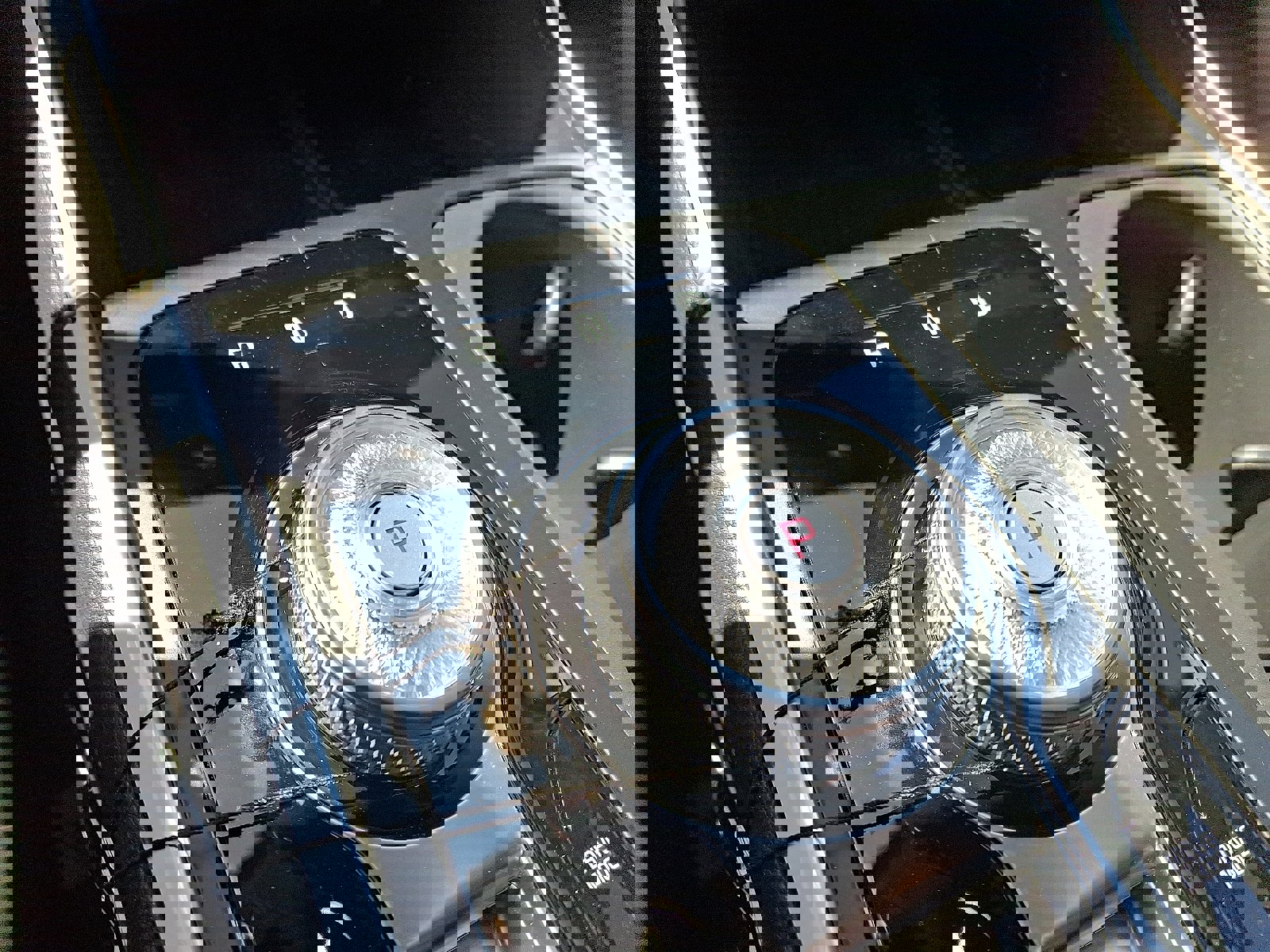 New 2025 Kia Carnival SX Prestige image 11