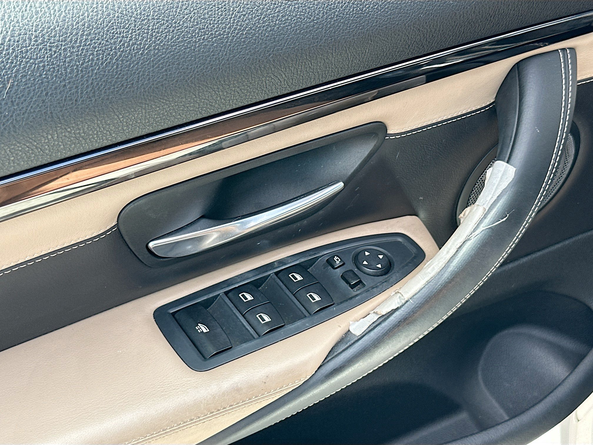 Used 2016 BMW M4 Convertible RWD image 18