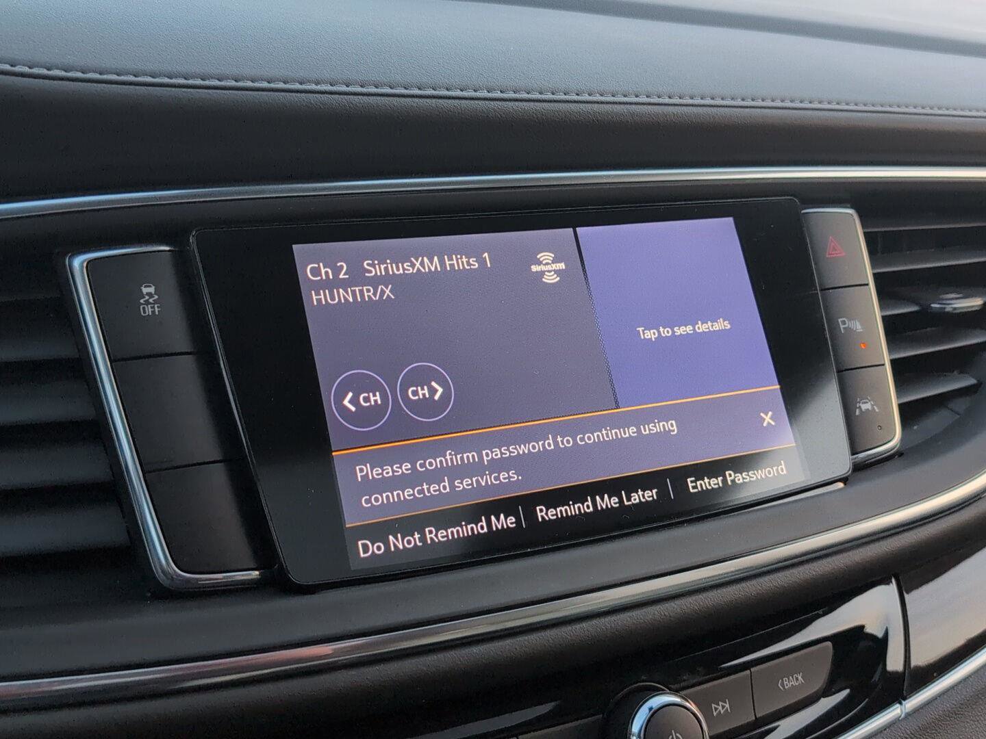 Used 2020 Buick Enclave Premium w/ Sun and Sites Package FWD image 31
