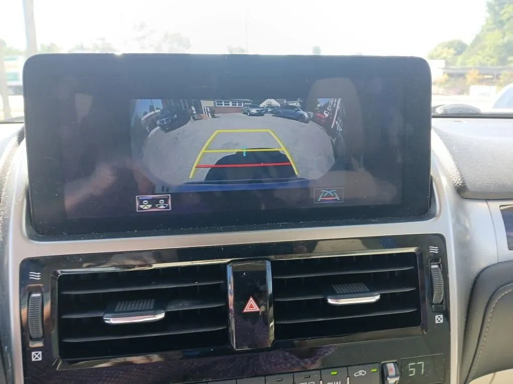 Used 2022 Lexus GX 460 image 9