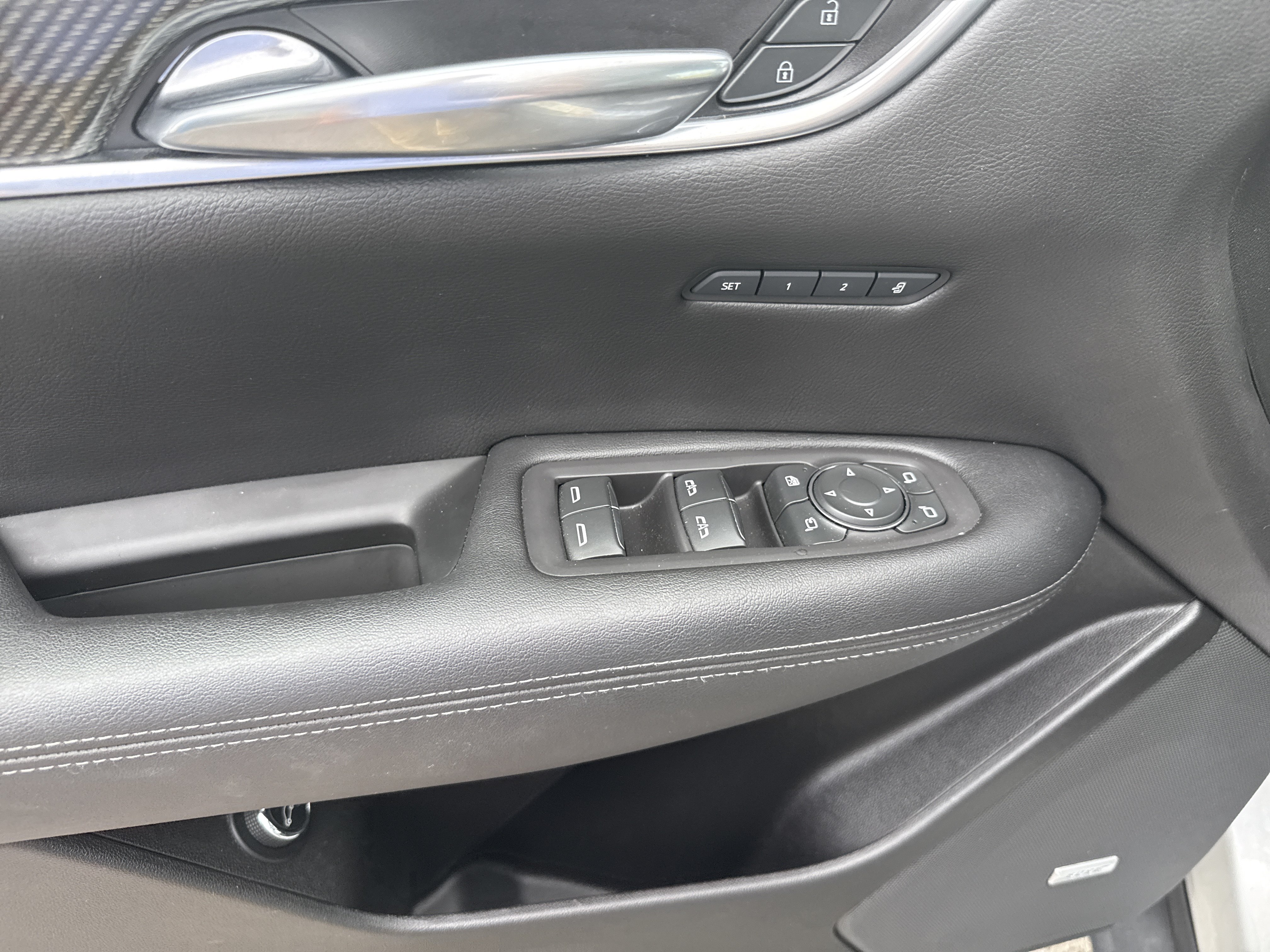 Used 2020 Cadillac XT5 Sportv AWD/4WD image 17
