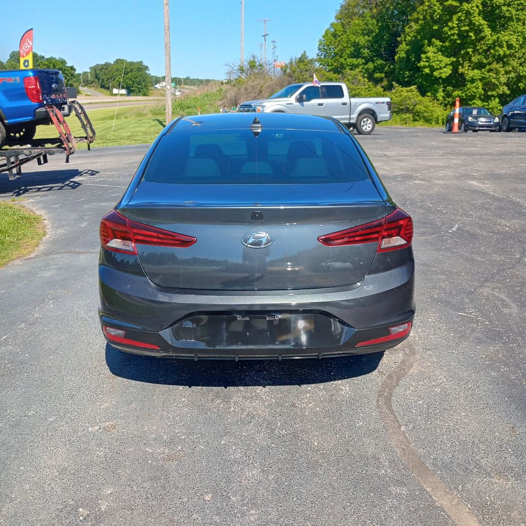 Used 2020 Hyundai Elantra SEL FWD image 4