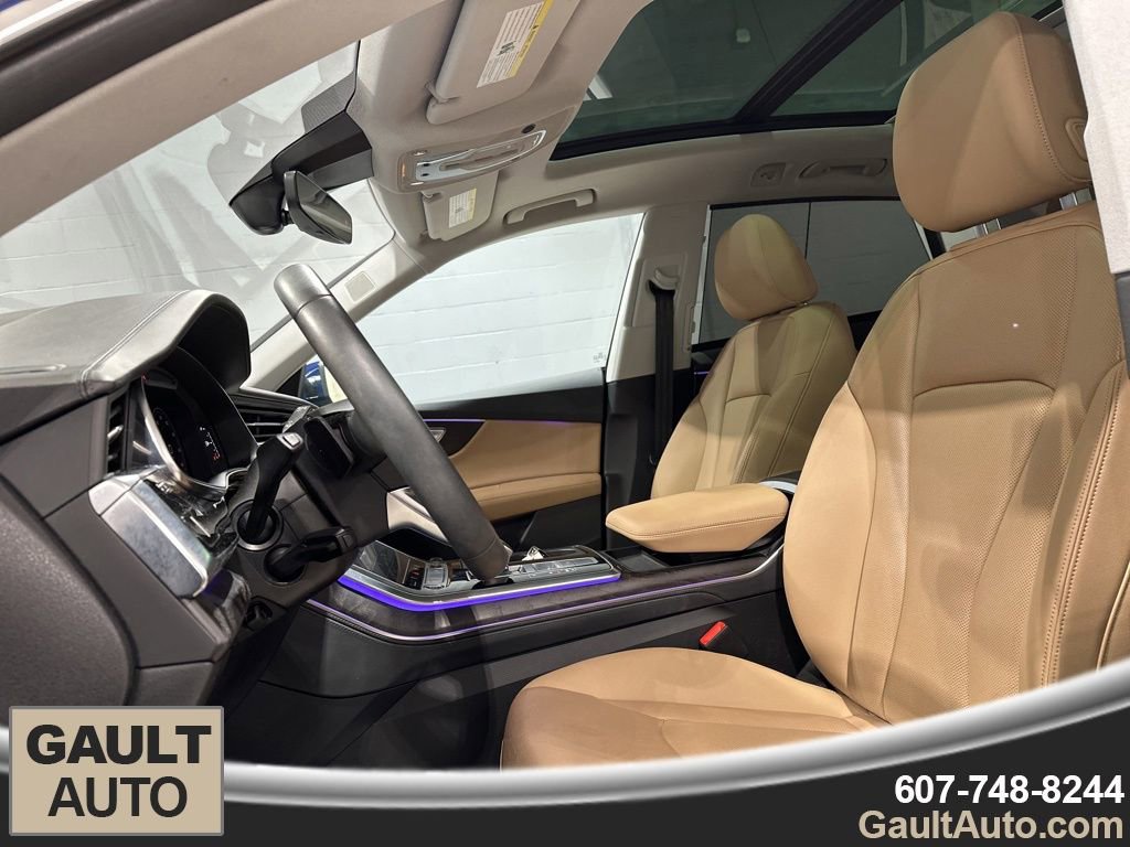 Used 2022 Audi Q8 Prestige w/ Prestige Package image 12
