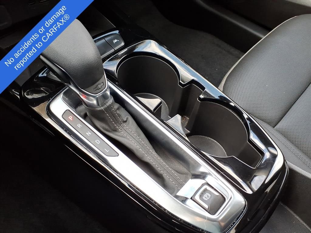 Used 2025 Chevrolet Trax ACTIV w/ Sunroof Package image 29