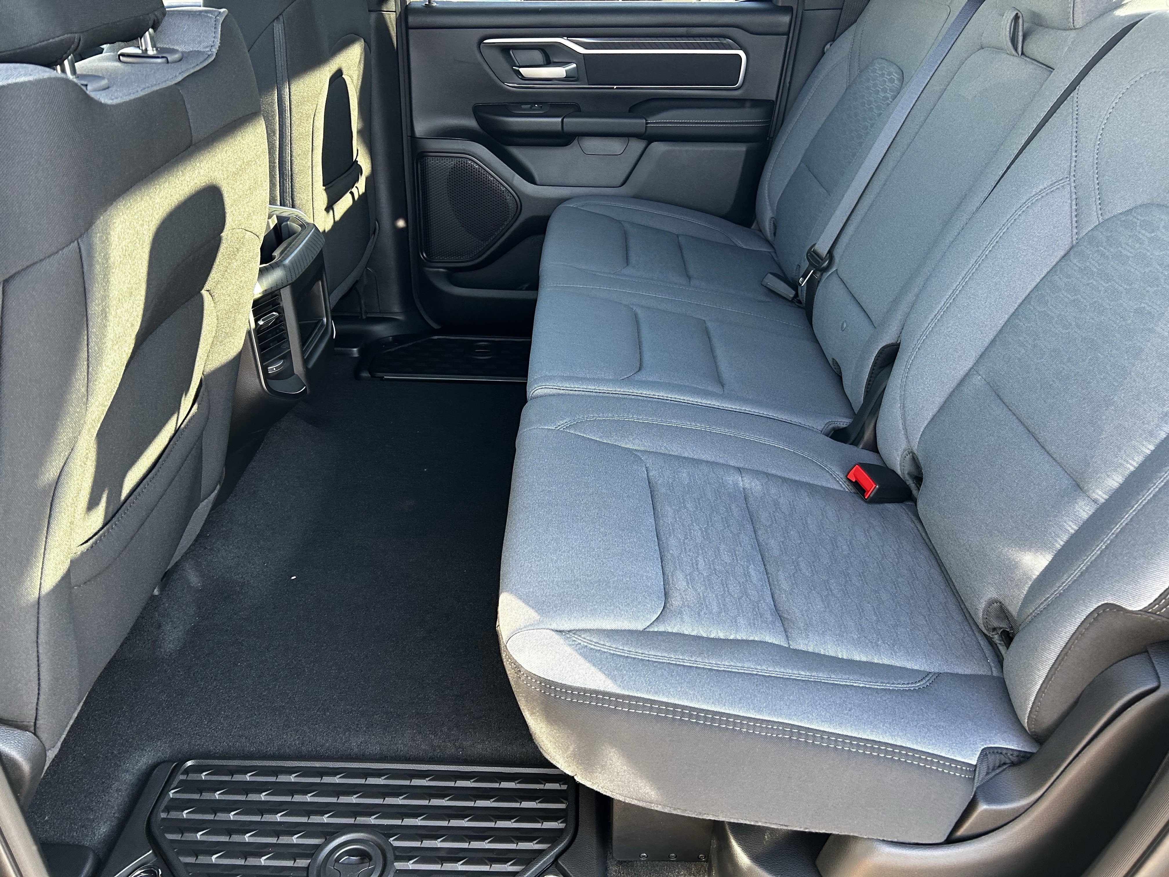 New 2026 RAM 1500 Big Horn AWD/4WD image 14