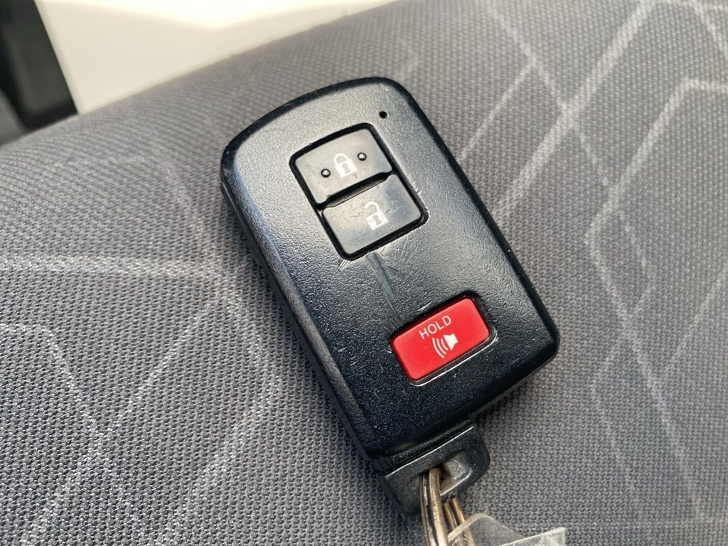 Used 2019 Toyota Tacoma TRD Off-Road image 31