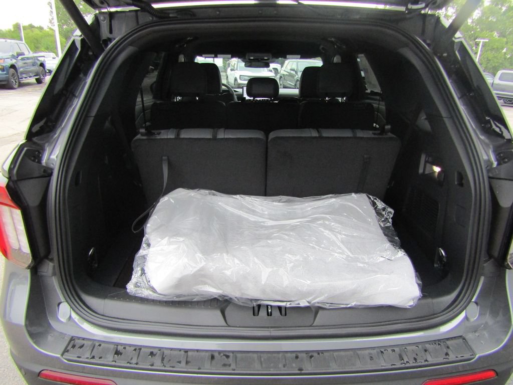 New 2027 Ford Explorer Active w/ Active Comfort Package AWD/4WD image 34