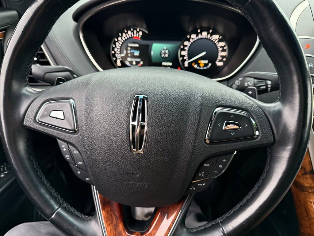 Used 2016 Lincoln MKX Select w/ Select Plus Package image 24