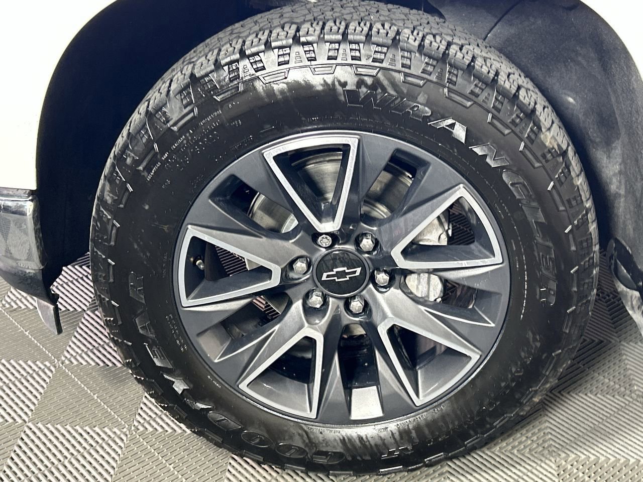 Used 2022 Chevrolet Silverado 1500 LT RWD image 10