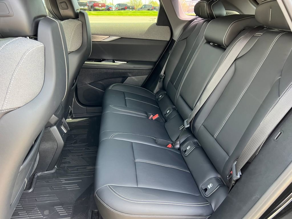 New 2026 Cadillac Optiq Sport 1 w/ LPO, Floor Liner Package AWD/4WD image 5