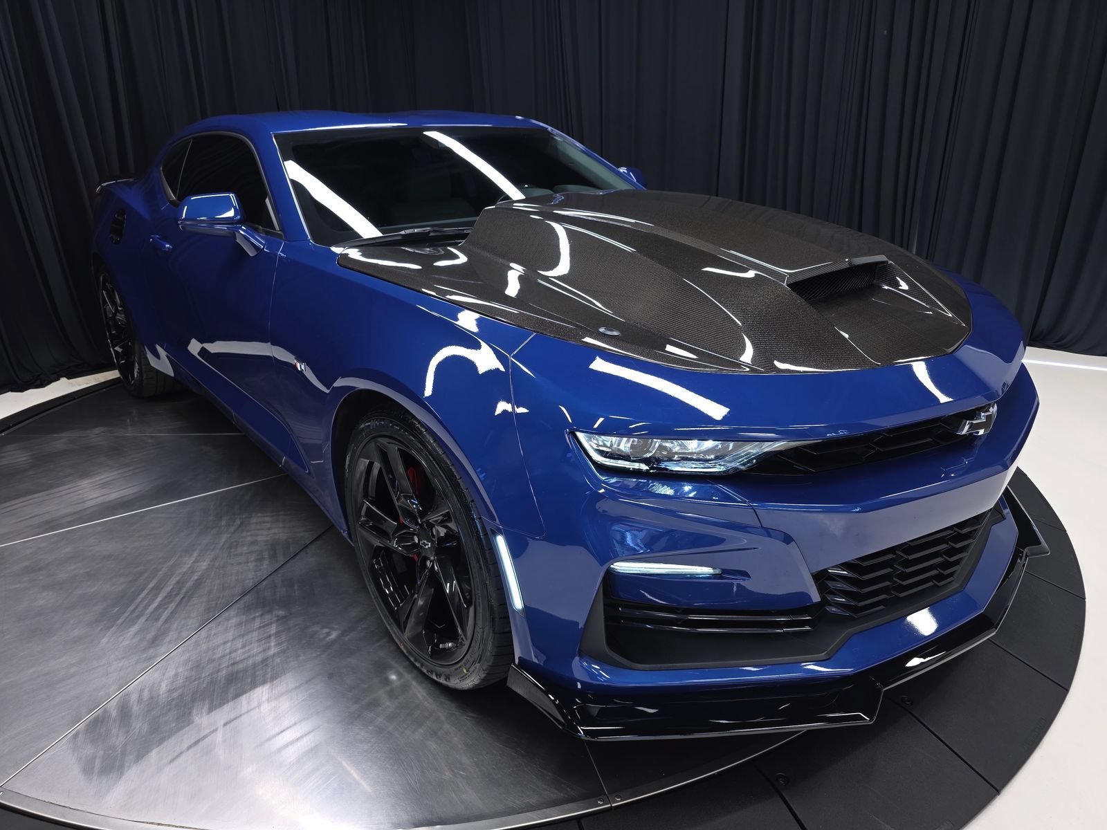 Used 2023 Chevrolet Camaro SS RWD image 9