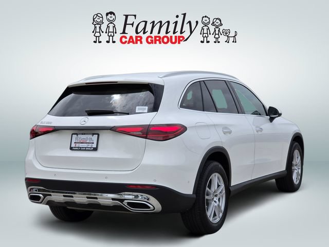 Used 2025 Mercedes-Benz GLC 300 image 4