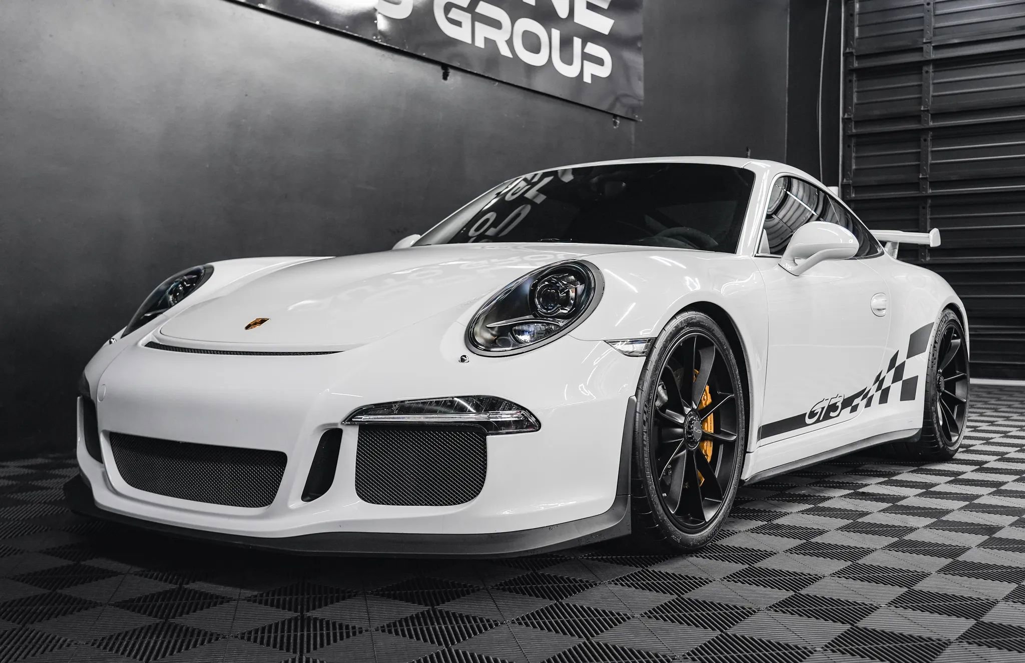 Used 2015 Porsche 911 GT3 RWD image 29