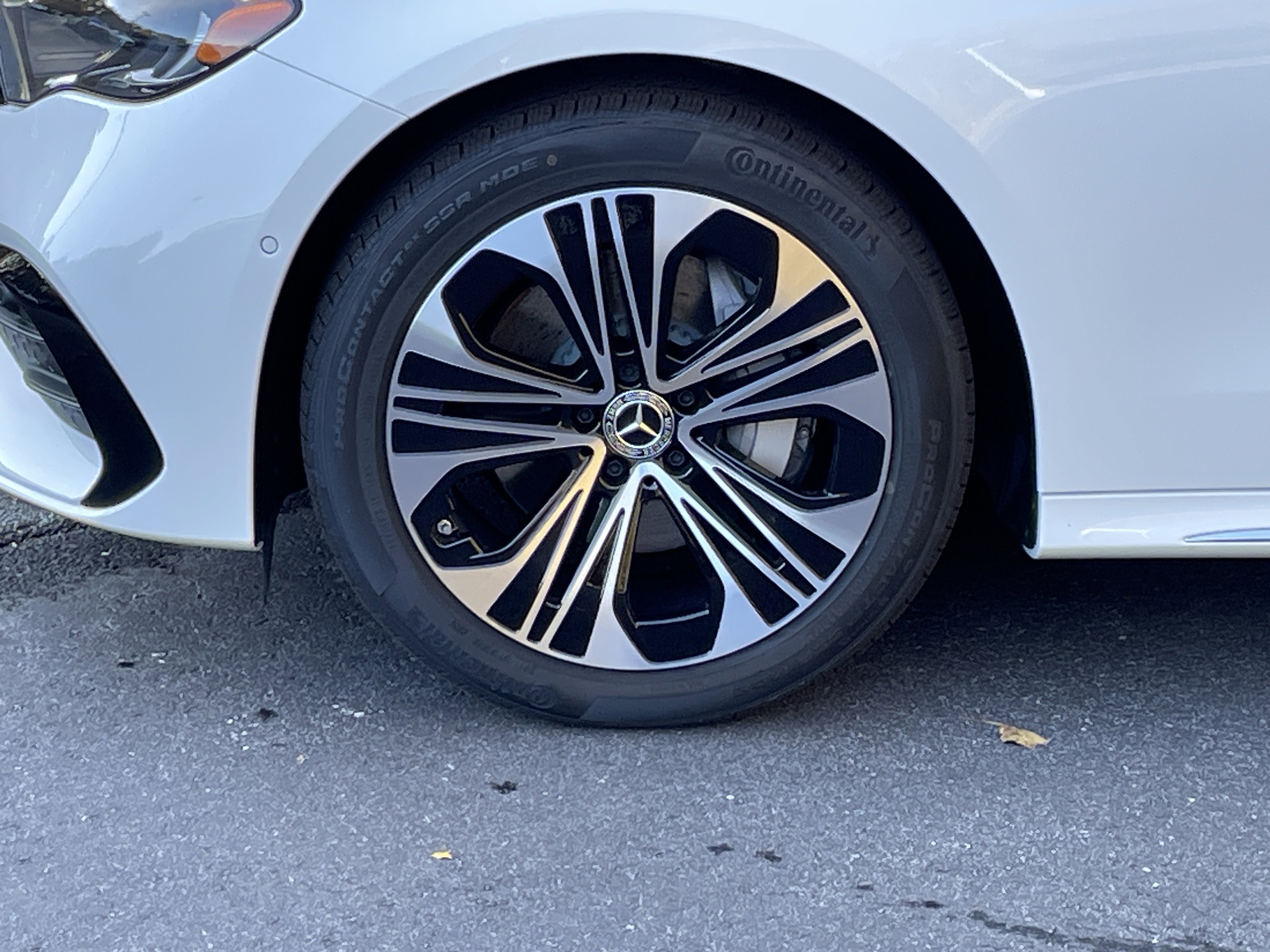 New 2026 Mercedes-Benz E 350 Sedan image 16