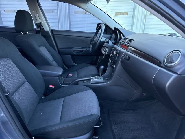 Used 2007 MAZDA MAZDA3 i Touring image 9