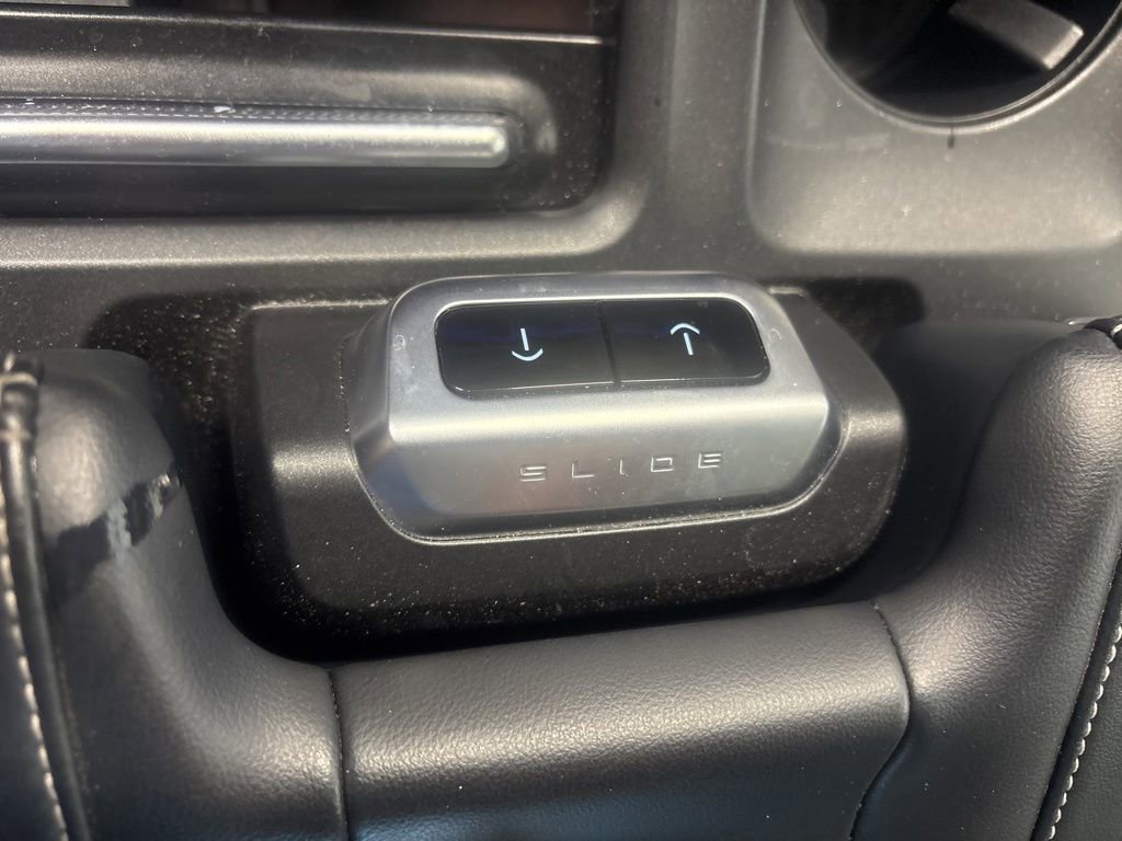 Used 2025 Ford Expedition Max Platinum AWD/4WD image 26